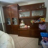 MOBILE DA SALONE CON VETRINE