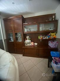 MOBILE DA SALONE CON VETRINE