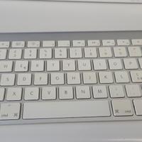 tastiera apple