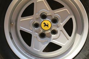 Cerchi originali Ferrari 308 TR 390