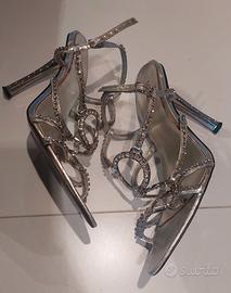 Sandali gioiello tempestati di Swarovski 