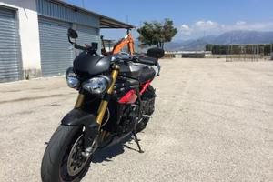 Triumph Speed Triple 1050 - 2016