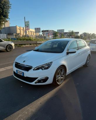 Peugeot 308 1.6 HDi 110cv allure