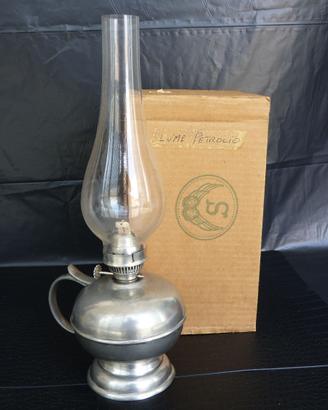 Lume a Petrolio Vintage in Peltro e Vetro