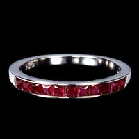 Anello in argento 925 con rubini rosso sangue