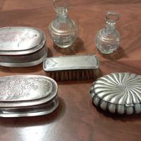 Oggetti d'antiquariato.