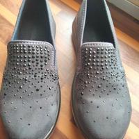 scarpa donna colore grigio. num. 36