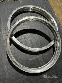 Cerchi bordo alto 17/19