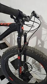 bicicletta CUBE