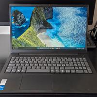 Notebook pc Lenovo V15 in garanzia