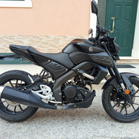 Splendida yamaha mt-125