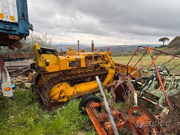 Trattore cingolato AD7