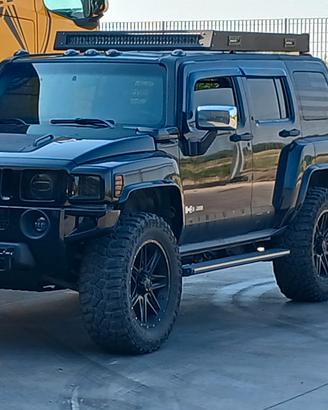 Hummer H3