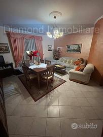 Appartamento con cortile e garage a Mascali