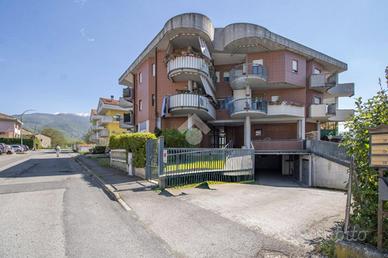 3 LOCALI A RIETI