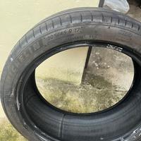 Gomme auto
