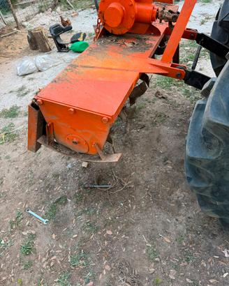 fresa zappatrice maschio per trattore -  usata