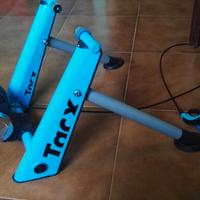 Rullo TacX per allenamento indoor