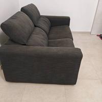 Divano Ikea 2 posti allungabile