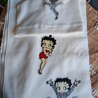 Sciarpa con cappello in pile originale Betty Boop 