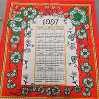 strofinacci da cucina con calendario