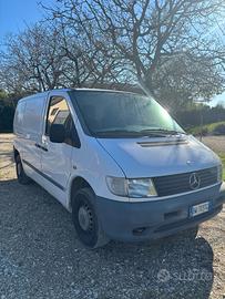 furgone vito