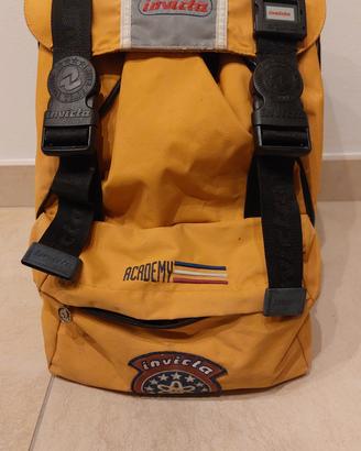 Zaino vintage Invicta Academy
