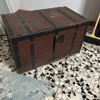 Baule antico in legno