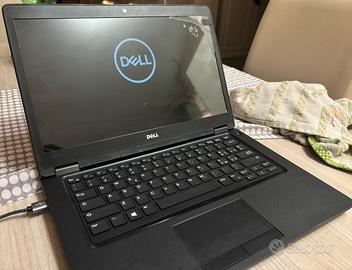 DELL Laptop Netbook 14 intel i7 8gb Ram 250gb SSD