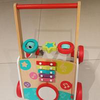 Carrellino musicale primi passi in legno