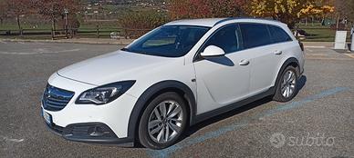 OPEL Insignia Country Tourer 4x4 2014