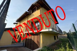 Villa bifamiliare Marcallo con Casone