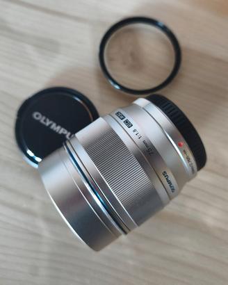 Olympus 75mm f1.8 Zuiko Digita Obiettivo Micro 4/3