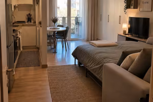 Monolocale con balcone a Varedo (MB) - Arredato