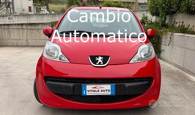 Peugeot 107 1.0 68CV 5p. Sweet Years Automatica