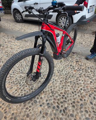 bicicletta elettrica da uomo o donna 