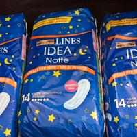 N 15 confezioni Assorbenti Lines Notte
