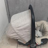 Seggiolino auto / Ovetto Foppapedretti