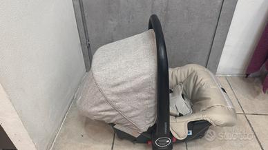 Seggiolino auto / Ovetto Foppapedretti