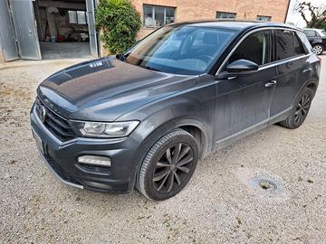 Volkswagen T-Roc I 2017 2.0 tdi Style 4motion dsg