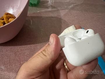 Apple watch airpods pro 2