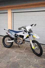 Husqvarna fc 450 targata VM RACING