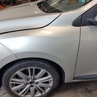 Parafango sinistro RENAULT MEGANE del 2011