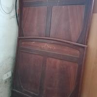 letti in ferro e tavolo rotondo 