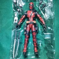 Deadpool della linea Marvel Legends Series