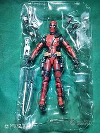 Deadpool della linea Marvel Legends Series