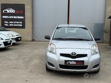 Toyota Yaris 1.0 5 porte
