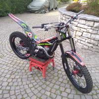 MOTO TRIAL VERTIGO COMBAT R2 PREPARATA GARA 12 ORE