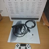 PS4 Pro 1Tb Bianca CUH7116B In Perfette Condizioni