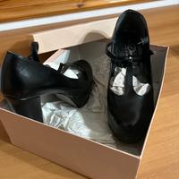 Scarpe con tacco